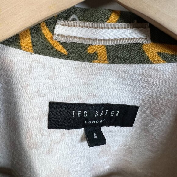 Ted Baker Viktor Linen Blend Short Sleeve Top Size 4 US Large Green Floral - Picture 3 of 9